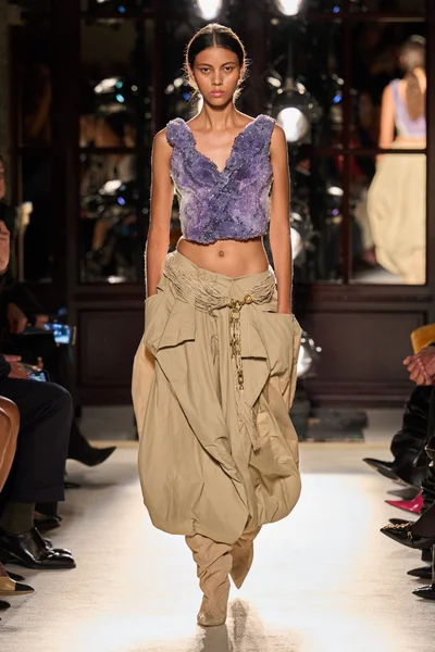 Look 38